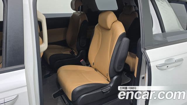 Kia Carnival 4세대 Prestige, 2023 11