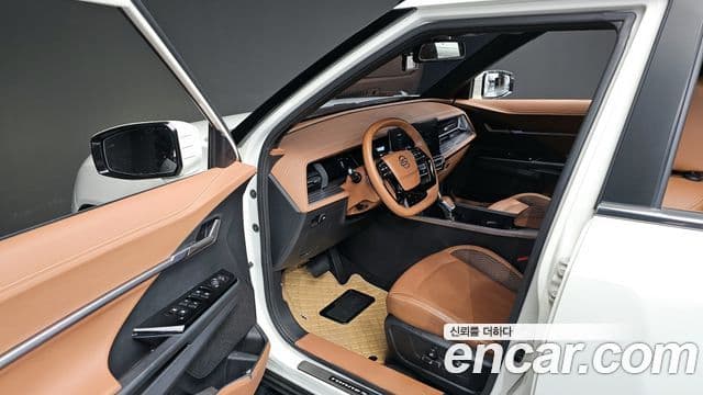 KG모빌리티(SsangYong) Torres T7, 2023 10