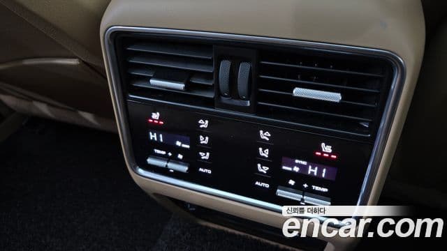 Porsche Cayenne (PO536) 3.0 E-гибрид купе Platinum Edition, 2022 18