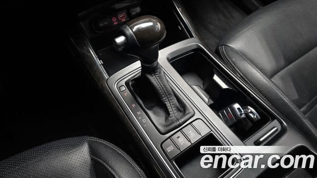 Kia All New Sorento Prestige, 2016 9