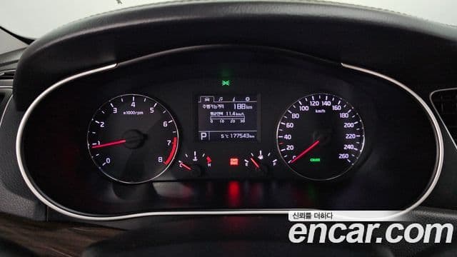 Kia The / новый New K7 Prestige, 2016 8