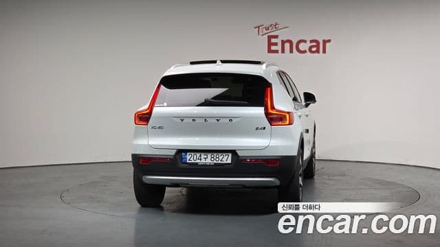 Volvo XC40 B4 Ultimate Bright, 2023 4