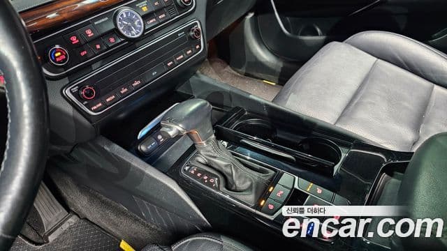 Kia All New K7 Prestige, 2016 9