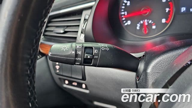 Kia All New K7 Prestige, 2016 13