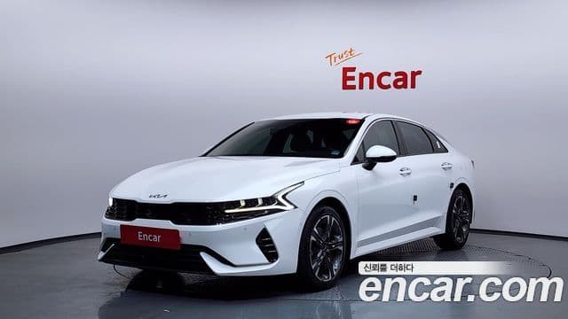 Kia K5 гибрид 3세대 Signature, 2023 1