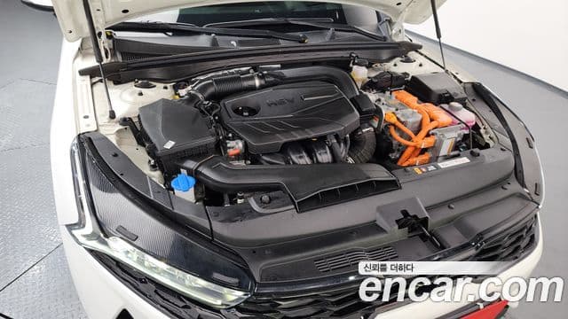 Kia K5 гибрид 3세대 Signature, 2023 6