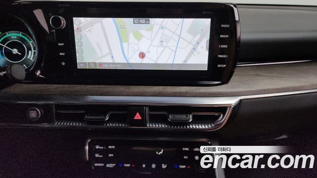 Kia K5 гибрид 3세대 Signature, 2023 14