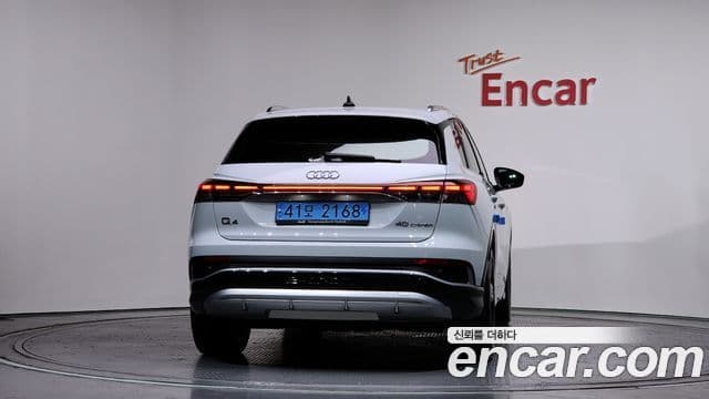 Audi Q4 e-Tron (F4) Premium, 2023 4