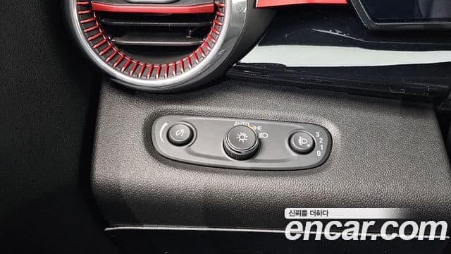 Chevrolet(GM대우) Trax кроссовер 1.2 RS, 2024 14