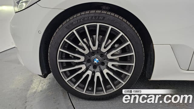 BMW 6시리즈 GT (G32) Luxury, 2022 все фото
