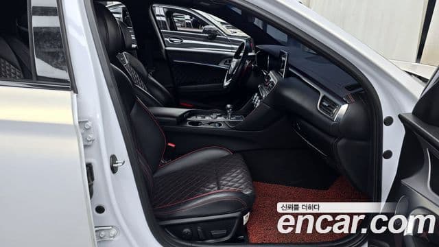 Genesis G70 Prestige, 2019 11