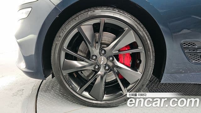 Genesis The / новый New G70, 2022 все фото