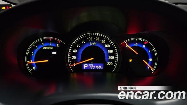 Kia Carnival R R Special, 2011 8