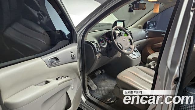 Kia Carnival R R Special, 2011 11