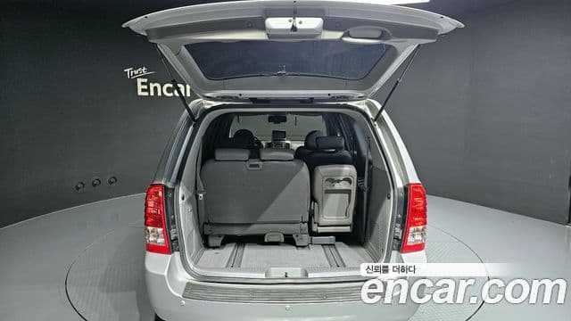 Kia Carnival R R Special, 2011 20