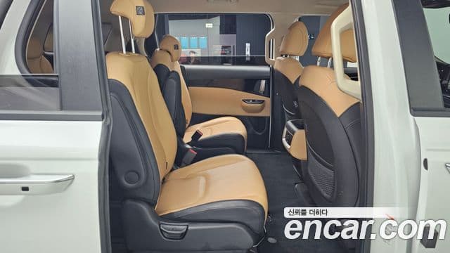 Kia Carnival 4세대 Prestige, 2022 12