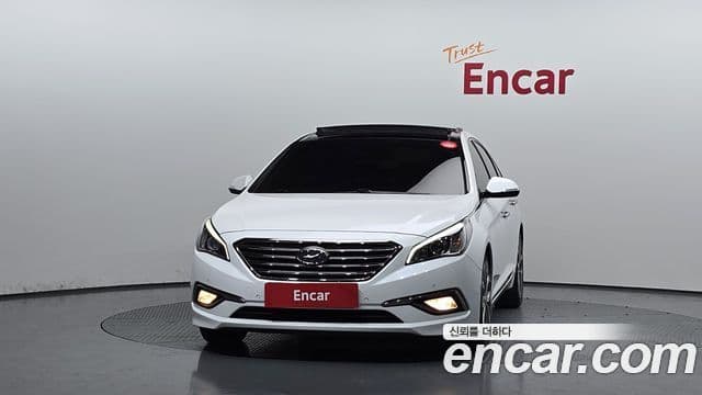 Hyundai LF Sonata Special, 2016 3