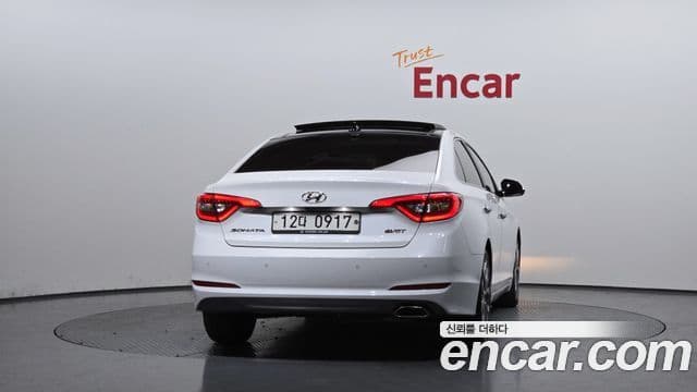 Hyundai LF Sonata Special, 2016 4