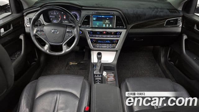 Hyundai LF Sonata Special, 2016 7