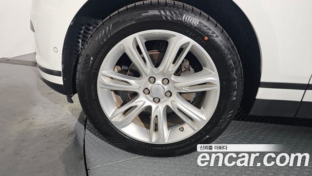 Land Rover Range Rover Velar 2.0 D240 SE, 2018 все фото