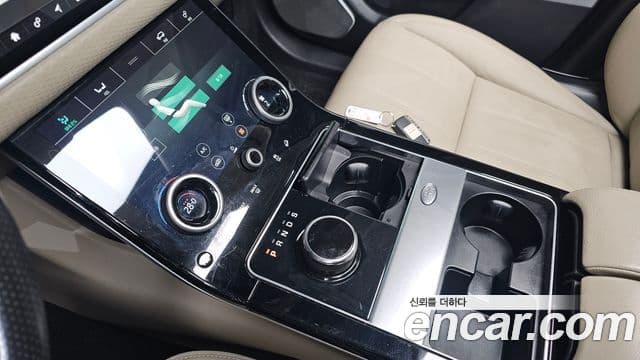 Land Rover Range Rover Velar 2.0 D240 SE, 2018 9