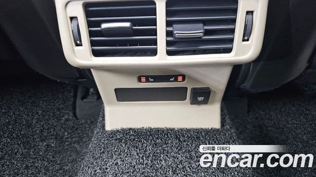 Land Rover Range Rover Velar 2.0 D240 SE, 2018 18