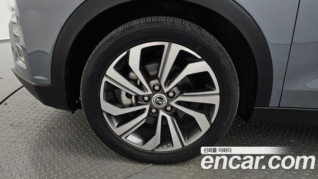 KG모빌리티(SsangYong) Berry New Tivoli V3, 2022 все фото