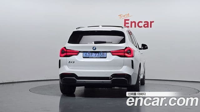 BMW iX3 M Sport, 2024 4