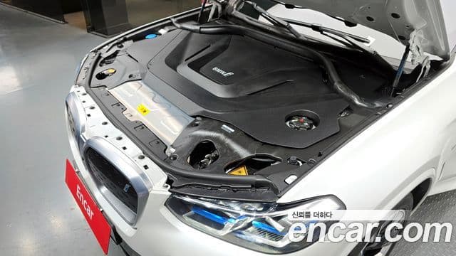 BMW iX3 M Sport, 2024 6