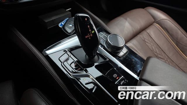 BMW 5시리즈 (G30) 530i M Sport, 2023 9