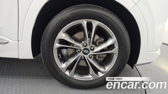 Hyundai Santa Fe TM Inspiration, 2019 все фото