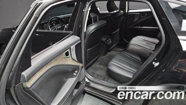 Kia K8 Trendy(арендный автомобиль), 2022 12