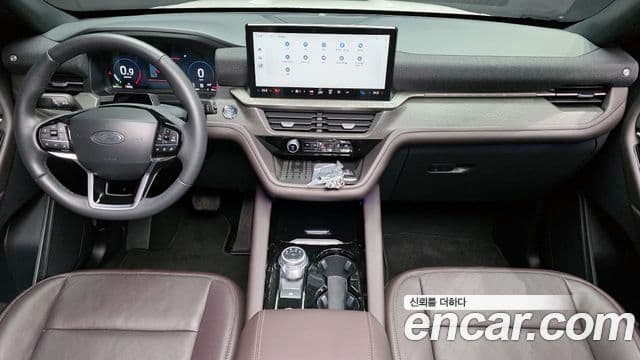 Ford Explorer 6세대 2.3 Platinum 4WD, 2025 7