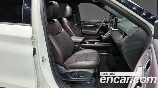 Ford Explorer 6세대 2.3 Platinum 4WD, 2025 11