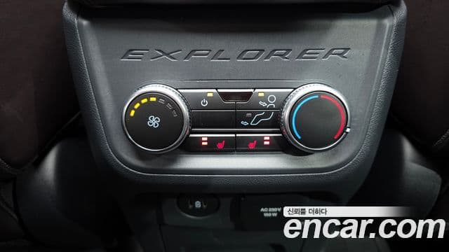 Ford Explorer 6세대 2.3 Platinum 4WD, 2025 18