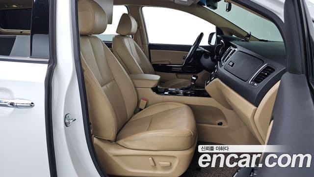 Kia The / новый New Carnival Special, 2020 10