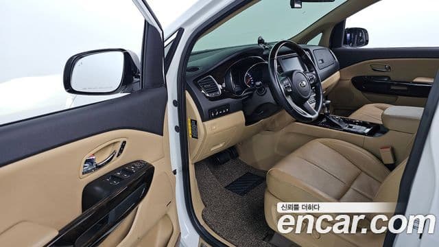 Kia The / новый New Carnival Special, 2020 11