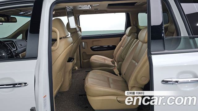 Kia The / новый New Carnival Special, 2020 12