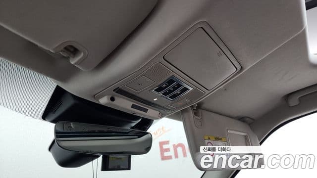 Land Rover Discovery 5 2.0 SD4 SE, 2019 17