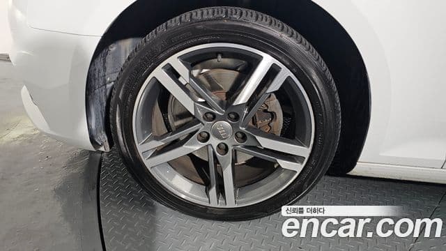 Audi A4 (B9) Premium, 2019 все фото