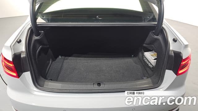 Audi A4 (B9) Premium, 2019 20