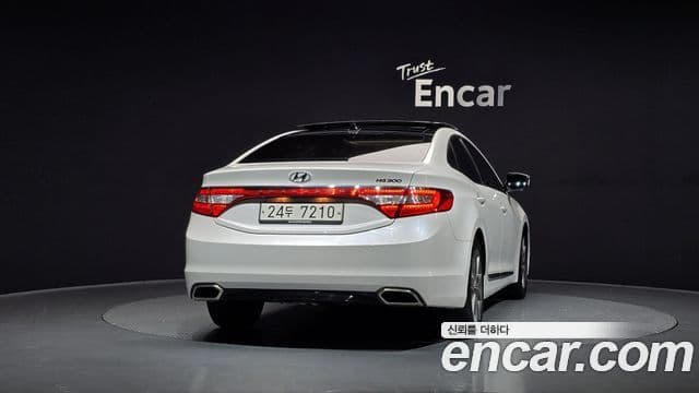 Hyundai Grandeur HG Premium, 2015 4