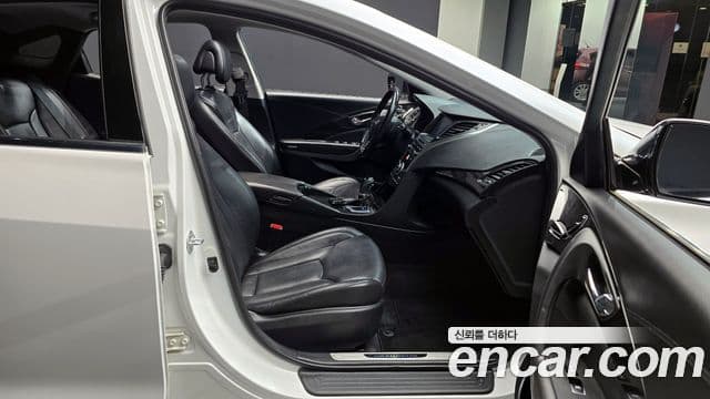 Hyundai Grandeur HG Premium, 2015 10