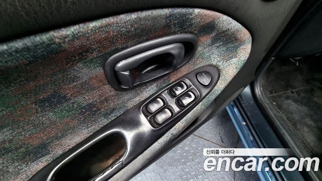 Hyundai Avante 1.5 GLS, 1996 15