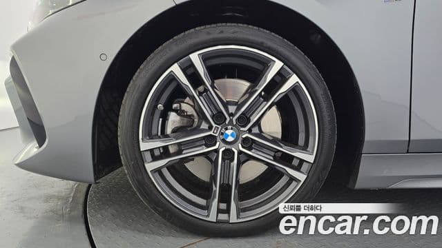 BMW 1시리즈 (F40) 120i M Sport, 2024 все фото