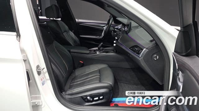 BMW 5시리즈 (G30) 520i M Sport, 2022 10