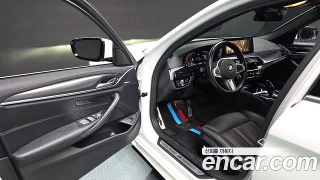 BMW 5시리즈 (G30) 520i M Sport, 2022 11