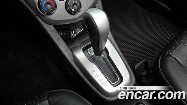 Chevrolet(GM대우) The / новый New 아베오 хэтчбек 1.4 турбо LT, 2017 9