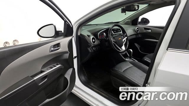 Chevrolet(GM대우) The / новый New 아베오 хэтчбек 1.4 турбо LT, 2017 10