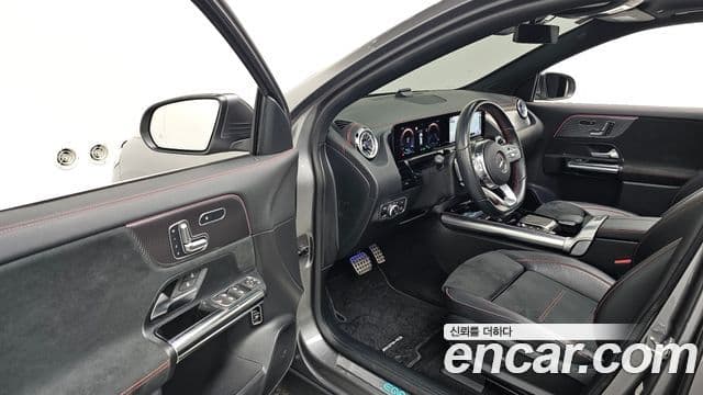 Mercedes-Benz EQA H243 EQA250 AMG пакет, 2022 10